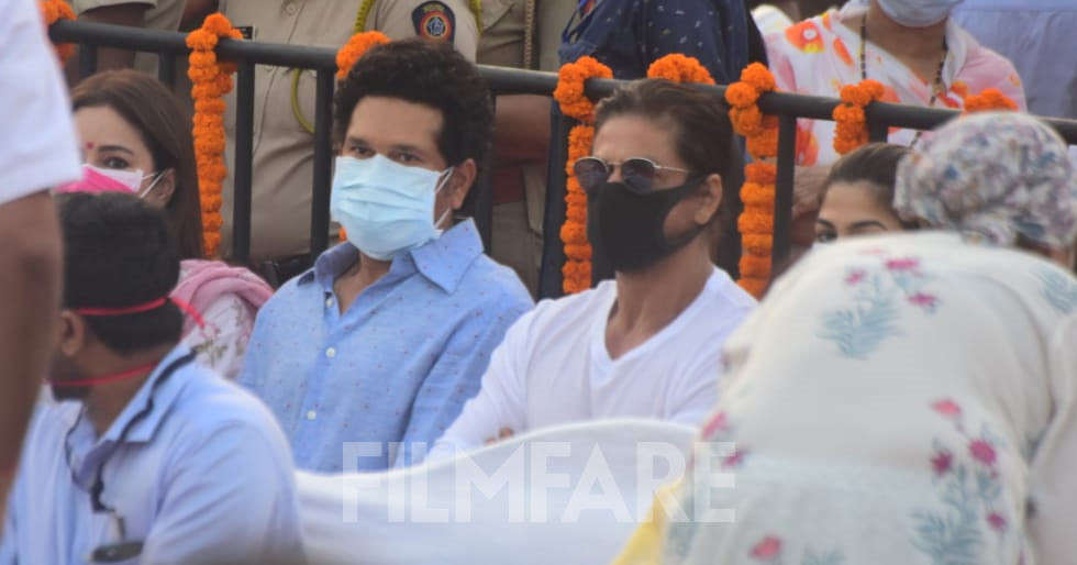 Shah Rukh Khan, Sachin Tendulkar attended Lata Mangeshkar’s funeral