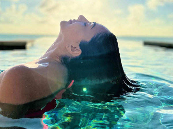 Kiara Advani shares throwback pictures of her Maldives vacation