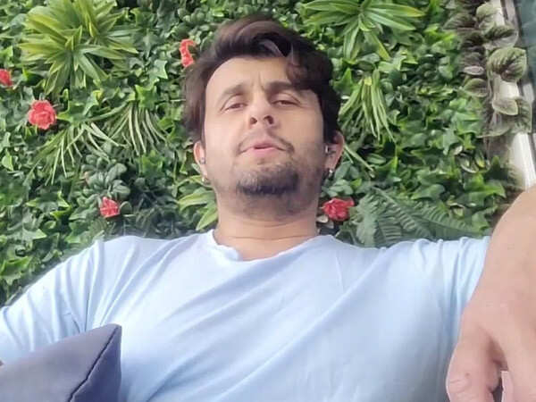 Sonu Nigam posts vlog on Instagram after testing positive for COVID-19