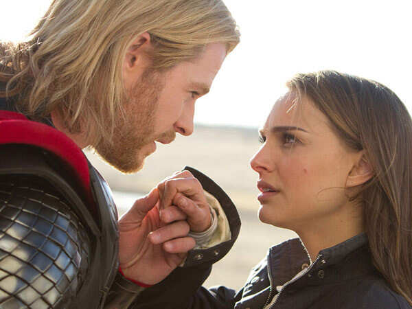 Chris Hemsworth did not eat meat before kissing his vegan Thor co-star Natalie Portman