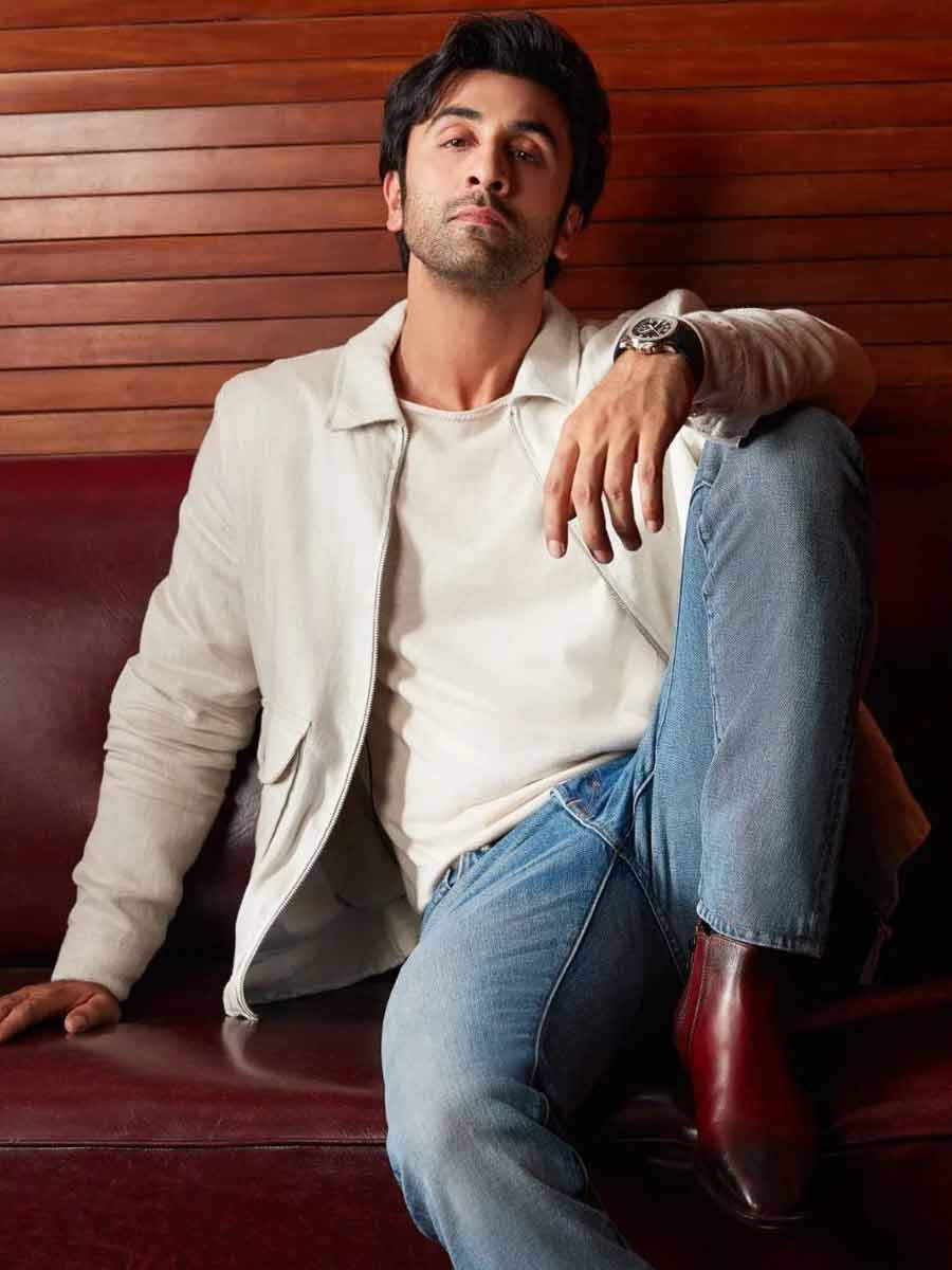 Fashion News, Happy Birthday Ranbir Kapoor: Suits or T-Shirts, He Looks  Handsome In All!