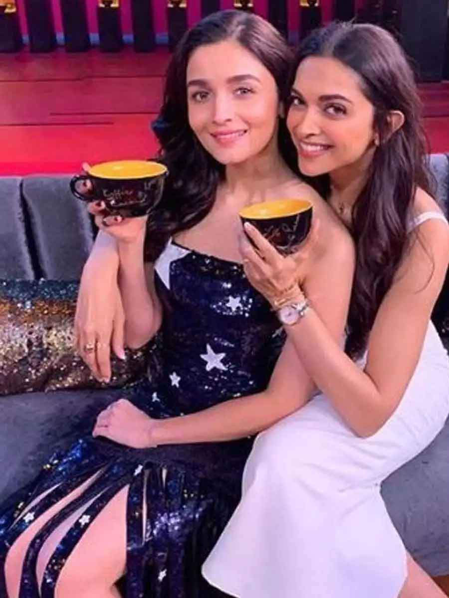 deepika padukone white dress koffee with karan