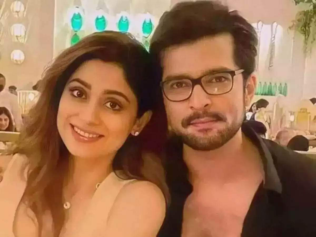 Shamita Shetty and Raqesh Bapat were winning the hearts together.