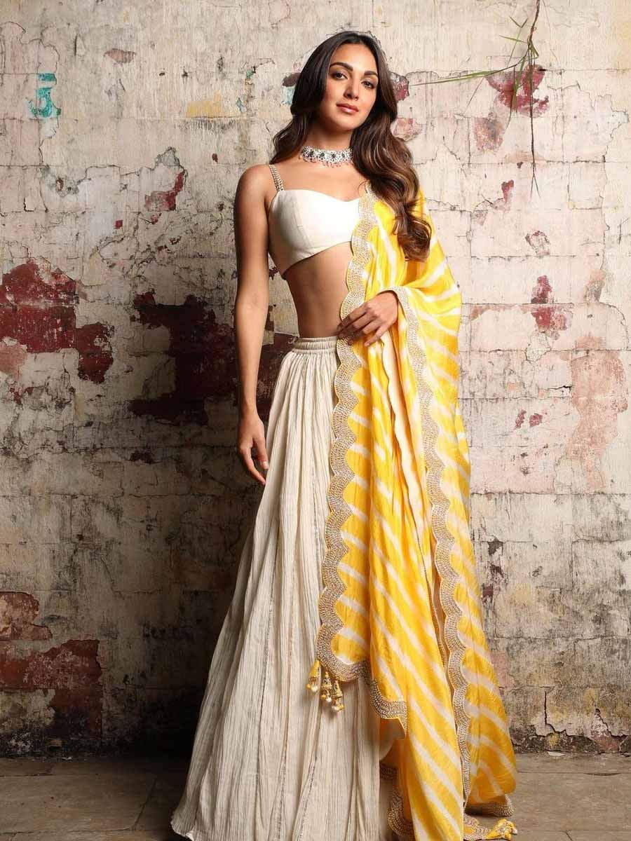 Kiara Advani Yellow Sari.