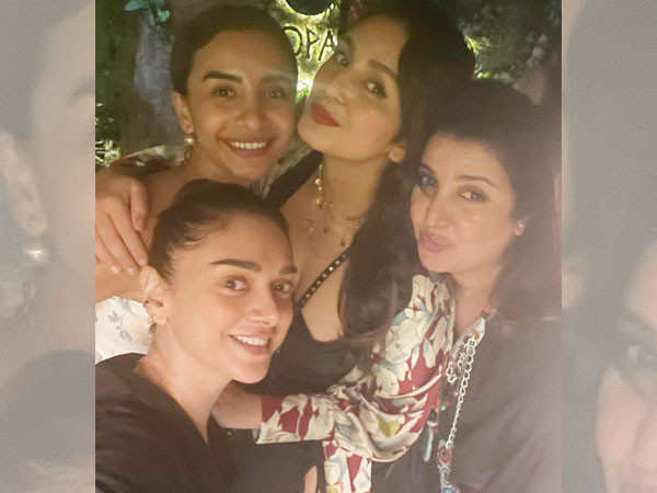 Inside Girls' Night Out with Farah Khan, Huma Qureshi, Aditi Rao Hydari, and Patralekhaa