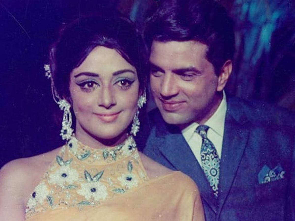 Hema Malini Ki Xxx - Hema Malini shares a beautiful picture with Dharmendra on their wedding  anniversary | Filmfare.com