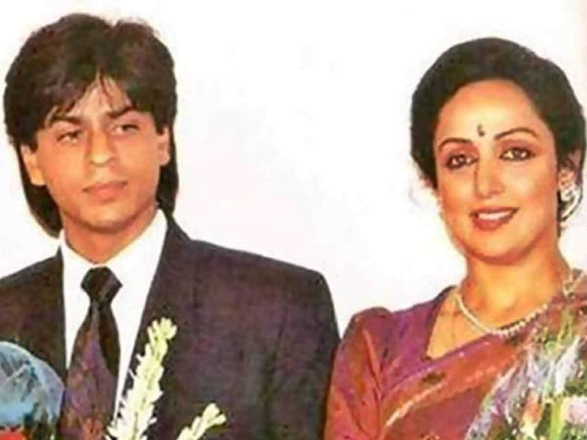 In her biography, Hema Malini says she wasn't with Shah Rukh Khan in his  audition 