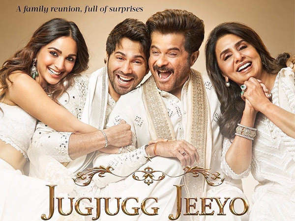 The first poster of Jug Jugg Jeeyo is out now