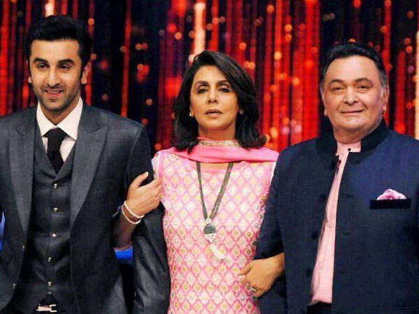 Neetu Kapoor says Ranbir Kapoor still has dad Rishi Kapoor's pic as a screensaver