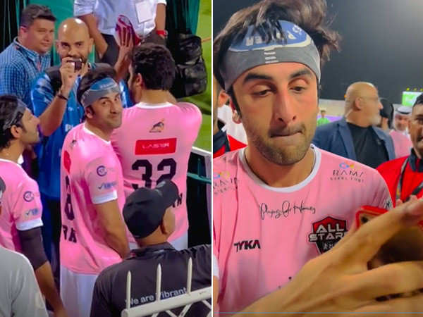 Ranbir Kapoor winks at fan who shouted I love you during football match