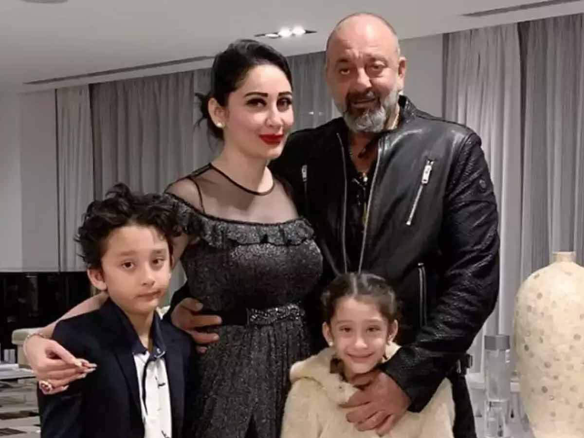 Sanjay Dutt with his family.