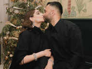 Sonam Kapoor wishes Anand Ahuja a happy anniversary with the sweetest post. 