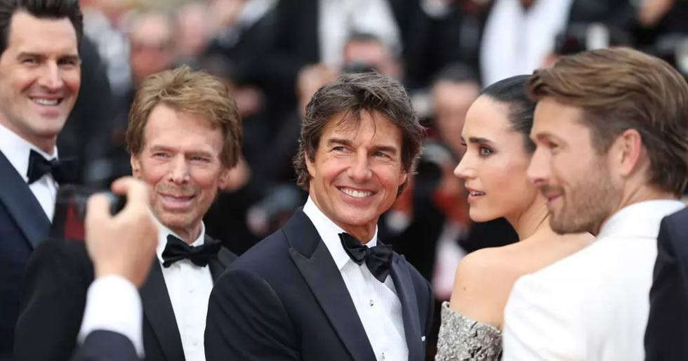 Tom Cruise honored at Cannes 2022.
