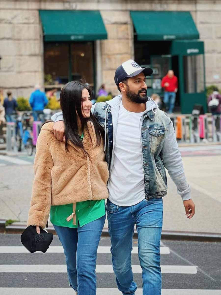 Katrina Kaif and Vicky Kaushal paint America red with their love |  Filmfare.com