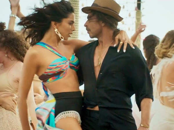 Shah Rukh Khan and Deepika Padukone's chemistry is one to watch out for in Pathaan