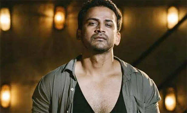 Filmfare Awards South 2022 Kannada Best Actor In A Leading Role Male Winner- Dhananjaya For Badava Rascal