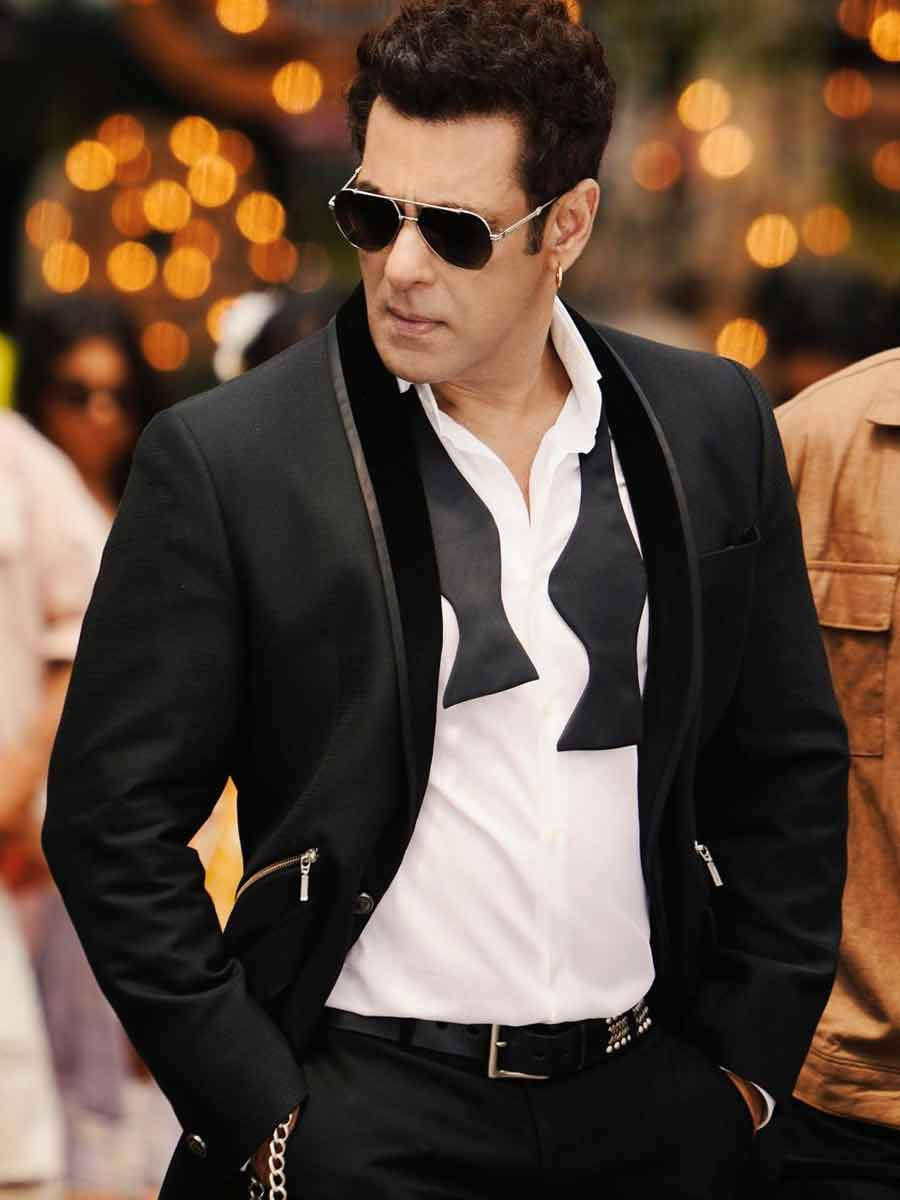 Salman Khan new look from Kisi Ka Bhai Kisi Ki Jaan