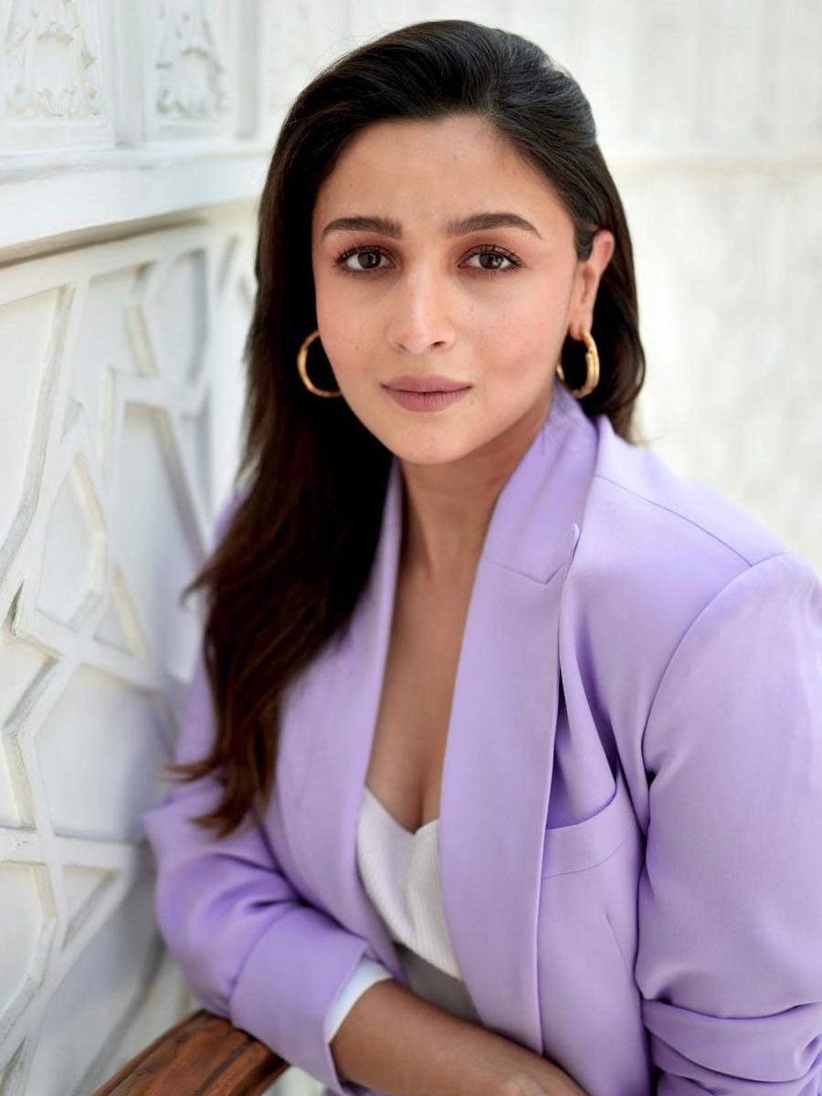 Alia Bhatt in lavendar suit for promotion