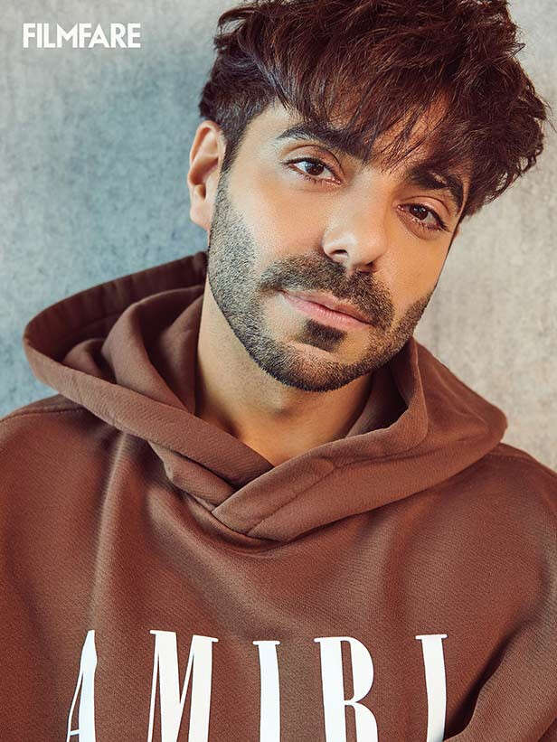 Aparshakti Cover