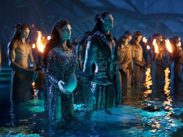 James Cameron says the 3D movie craze isn't over. We'll find out if people show up for Avatar 2