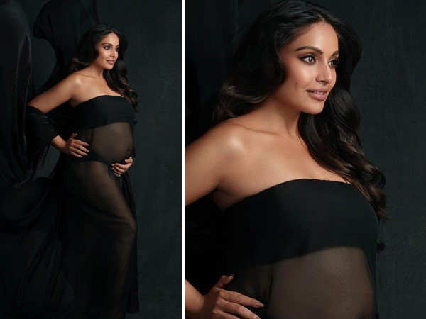Here's another stunning picture of Bipasha Basu from her maternity photoshoot that is all heart!