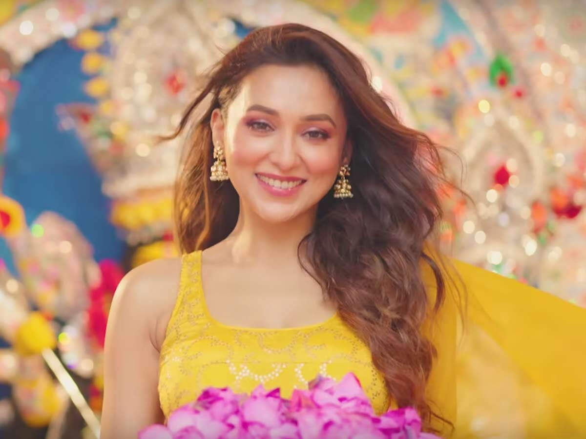 Mimi Chakraborty's New Single Amader Pujor Gaan Is Perfect For This Year's... 2 Mimi Chakraborty from her latest song release