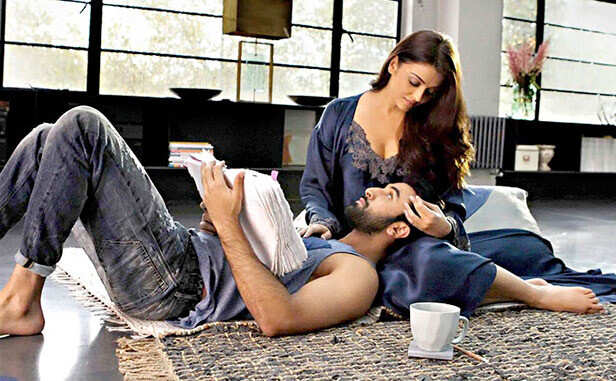 Saw Ranbir-Ash's sizzling photo shoot? Now read what RK has to say on their  chemistry