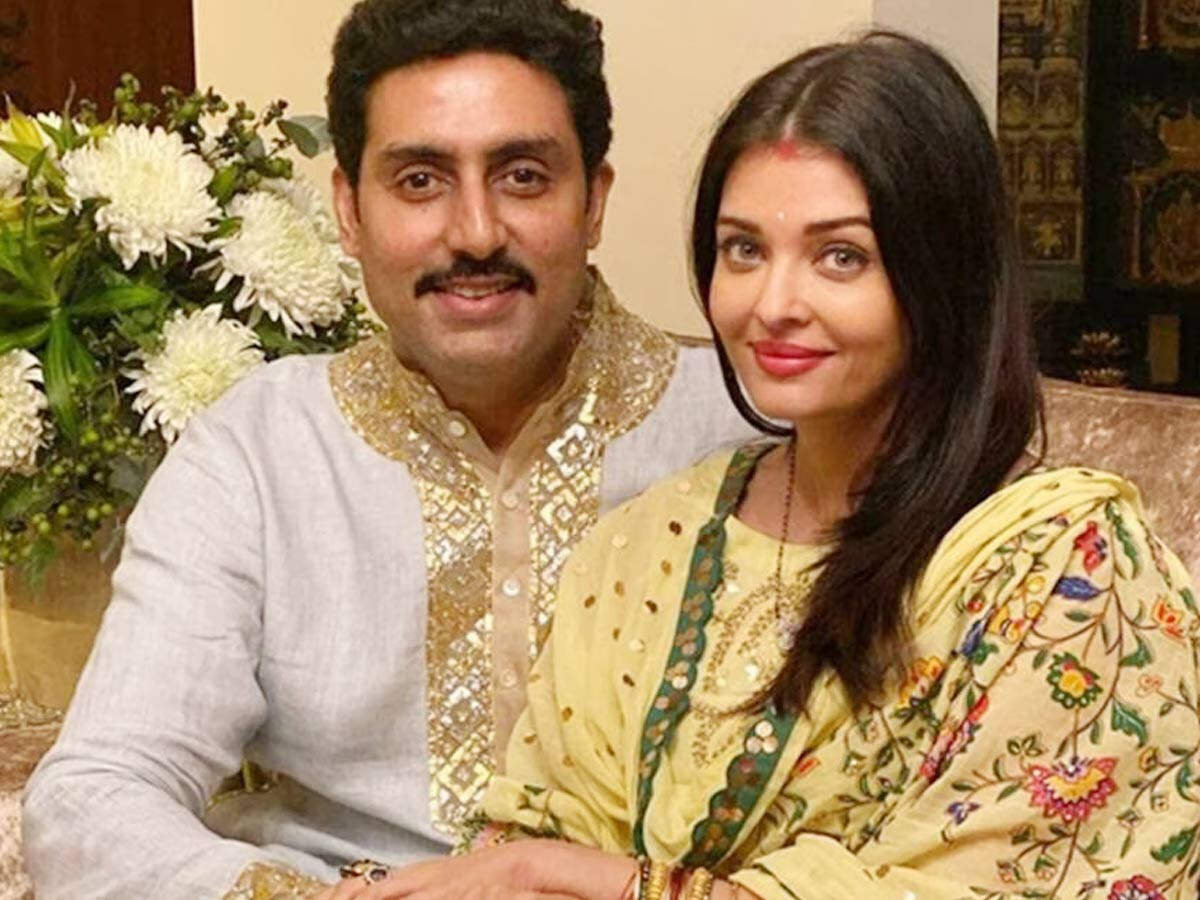 Aishwarya Rai Bachchan And Abhishek Bachchan Share An Adorable Selfie ...