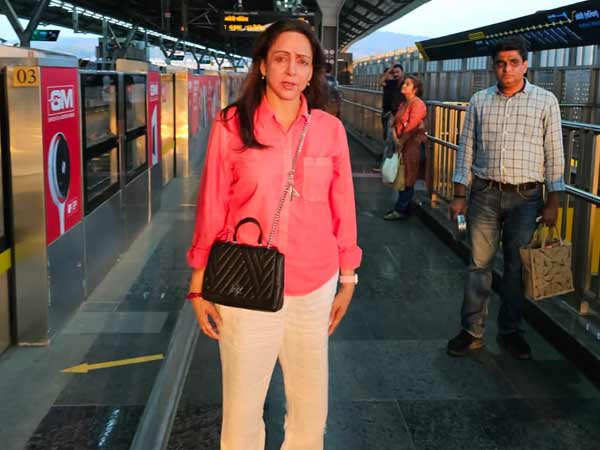 Hema Malini beats the Mumbai traffic as she takes the Metro