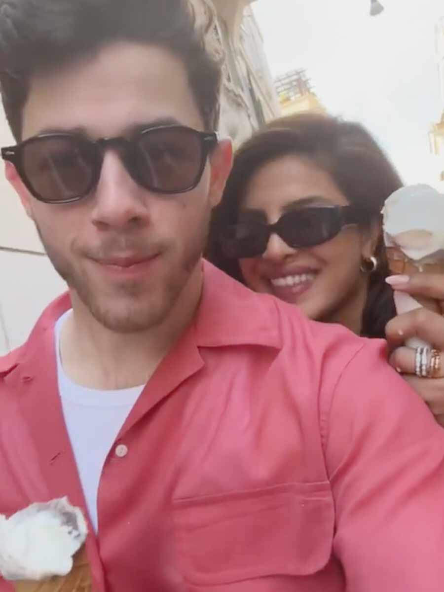 Priyanka Chopra Jonas And Nick Jonas Enjoy Ice Cream And Kisses In Rome Filmfare Com