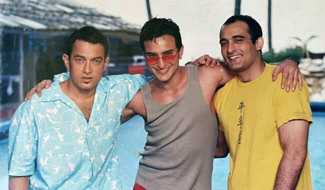 Dil Chahta Hai 2001 Wallpapers | Dil Chahta Hai 2001 HD Images | Photos  aamir-khan-90 - Bollywood Hungama