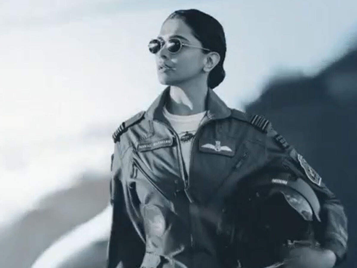 Fighter: Makers reveal new looks for Deepika Padukone, Hrithik Roshan ...