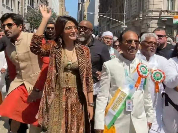 Samantha takes part in New York’s India Day Parade