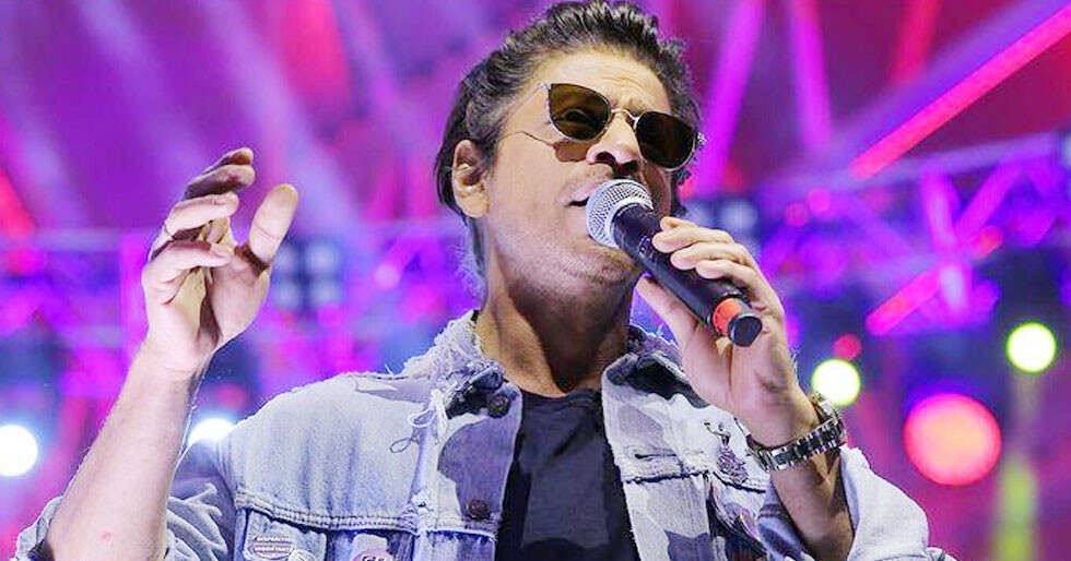 Shah Rukh Khan reveals plot details of Dunki during an event in Dubai ...
