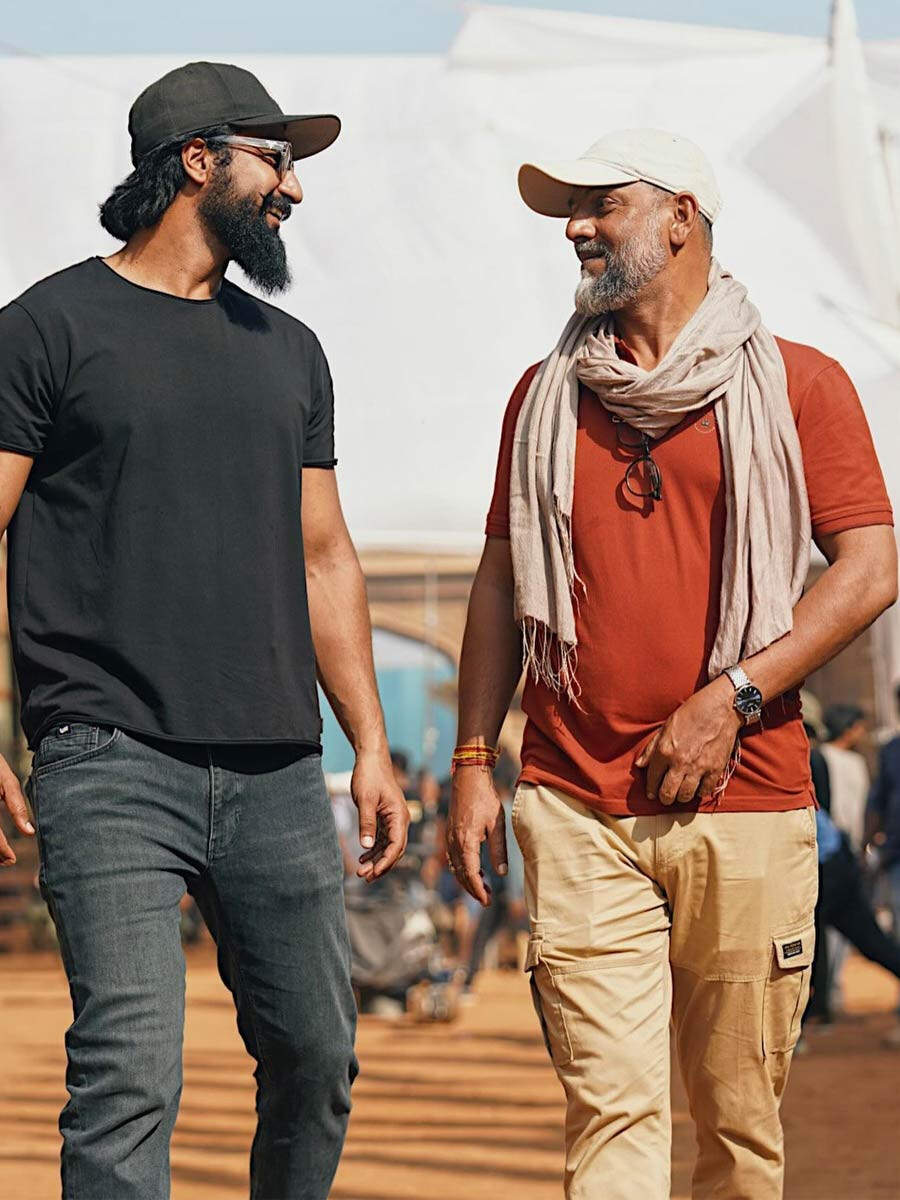 Vicky Kaushal shares BTS pics from the sets of Chaava as he shoots for ...