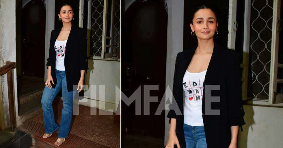 Alia Bhatt makes a stylish appearance as she gets clicked in the city ...