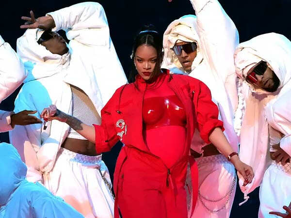 Rihanna's Super Bowl Performance Reportedly Being Made as Documentary