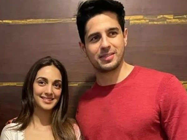 Unseen pics of Sidharth Malhotra and Kiara Advani from their time in Delhi have emerged