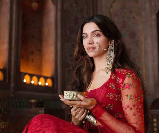 Deepika Padukone - Bajirao Mastani (2015)