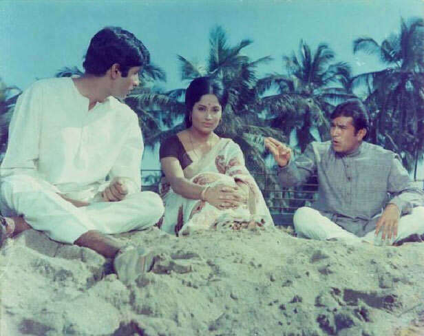 Remembering Rajesh Khanna, The First Superstar of Bollywood