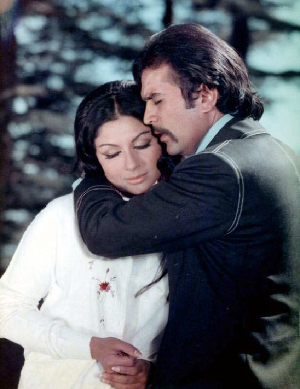 Remembering Rajesh Khanna: Daag: A Poem of Love