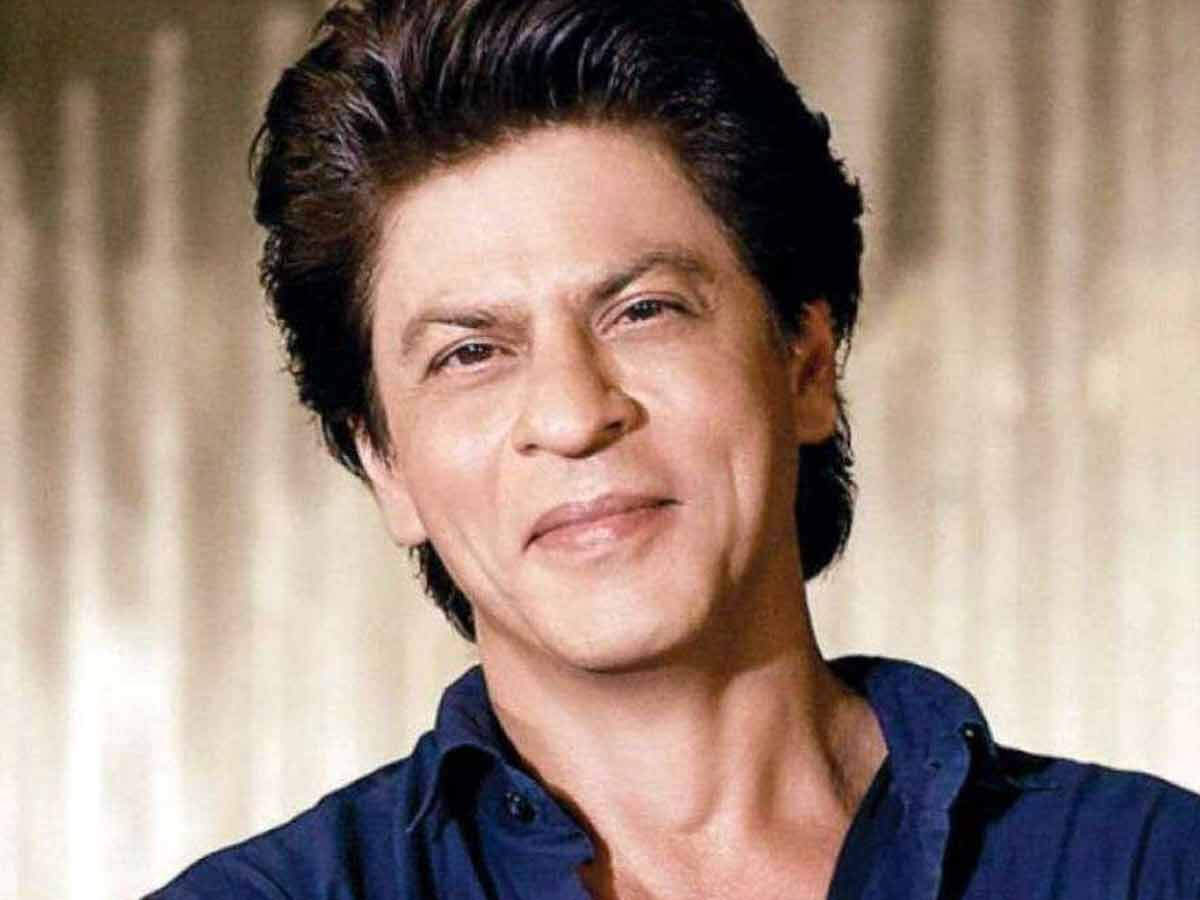 Shah Rukh Khan Gets Rushed To Hospital And Undergoes Surgery In The Us 2051