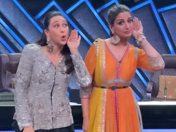 Sonali Bendre and Karisma Kapoor recreate iconic dance from Mhare Hiwda Mein Naache Mor song