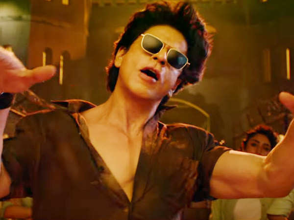 Jawan song Zinda Banda: Shah Rukh Khan dances his heart out, gets the South star treatment. Watch:
