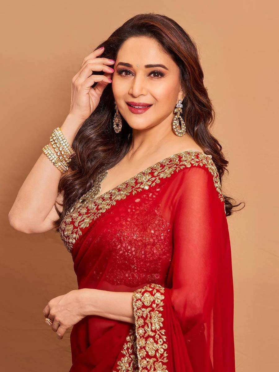 Madhuri Dixit Nene Exudes Elegance In A Timeless Red Saree Filmfare Madhuri Dixit Nene Exudes Elegance In A Timeless Red Saree Filmfare