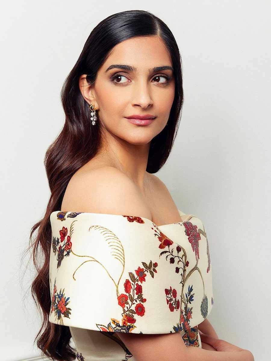 Sonam Kapoor to make a solid comeback to the movies with two projects ...