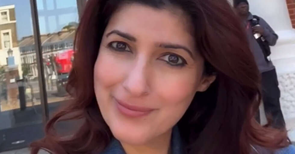 Twinkle Khanna Reveals A Day In Her Life At Her London University   Twinklekhanna31686643234 