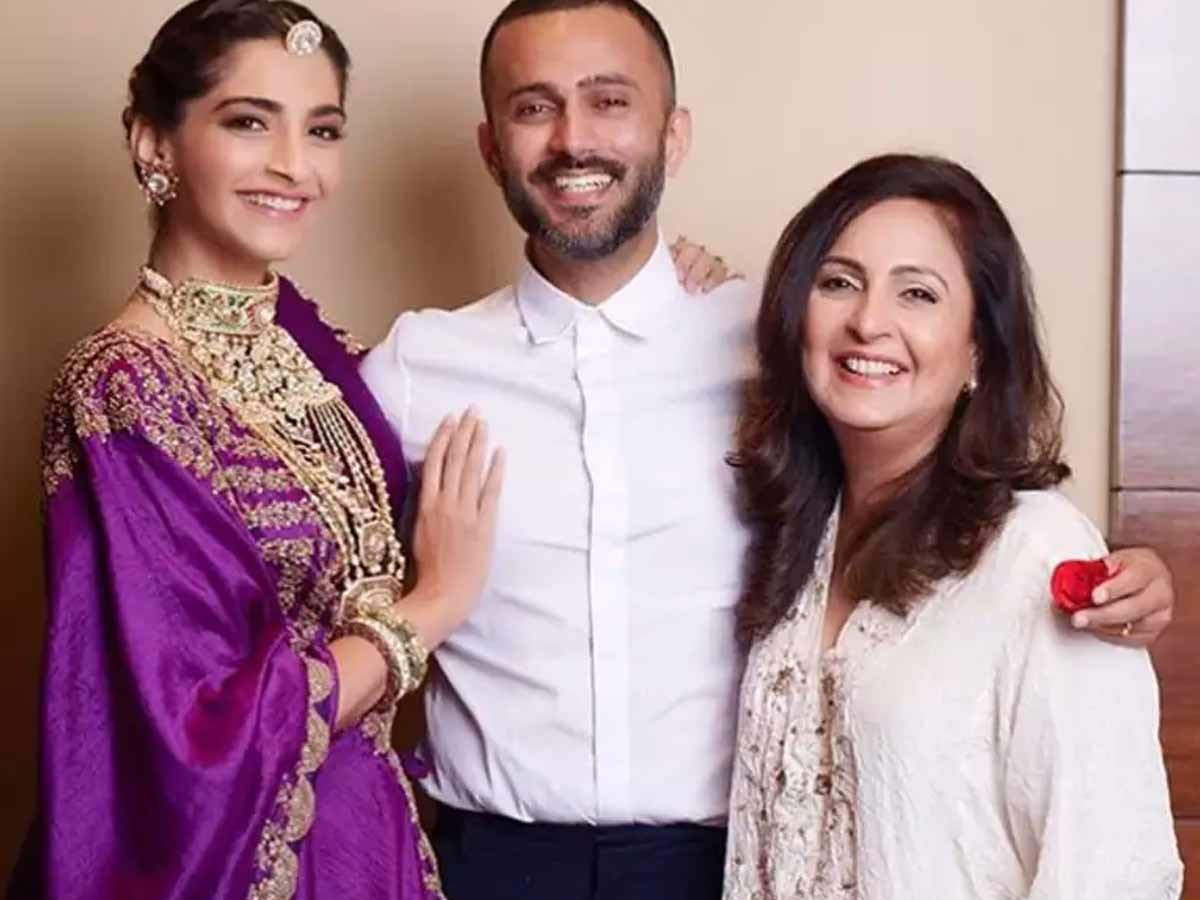 Anand Ahuja Sonam Kapoor's mother