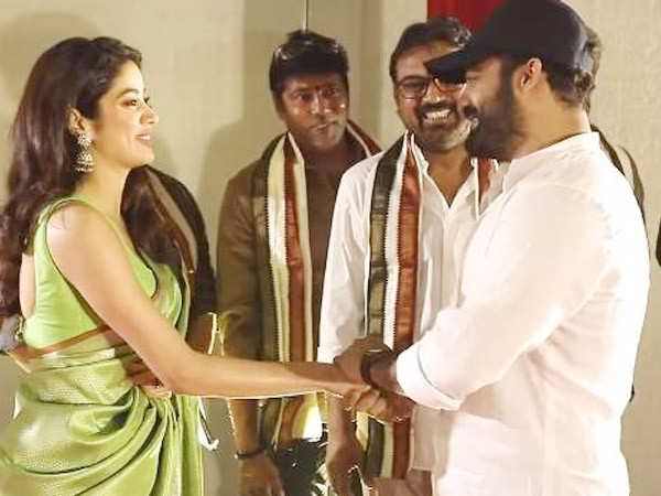 NTR 30: Janhvi Kapoor, Jr NTR and SS Rajamouli launch the film with the first clap