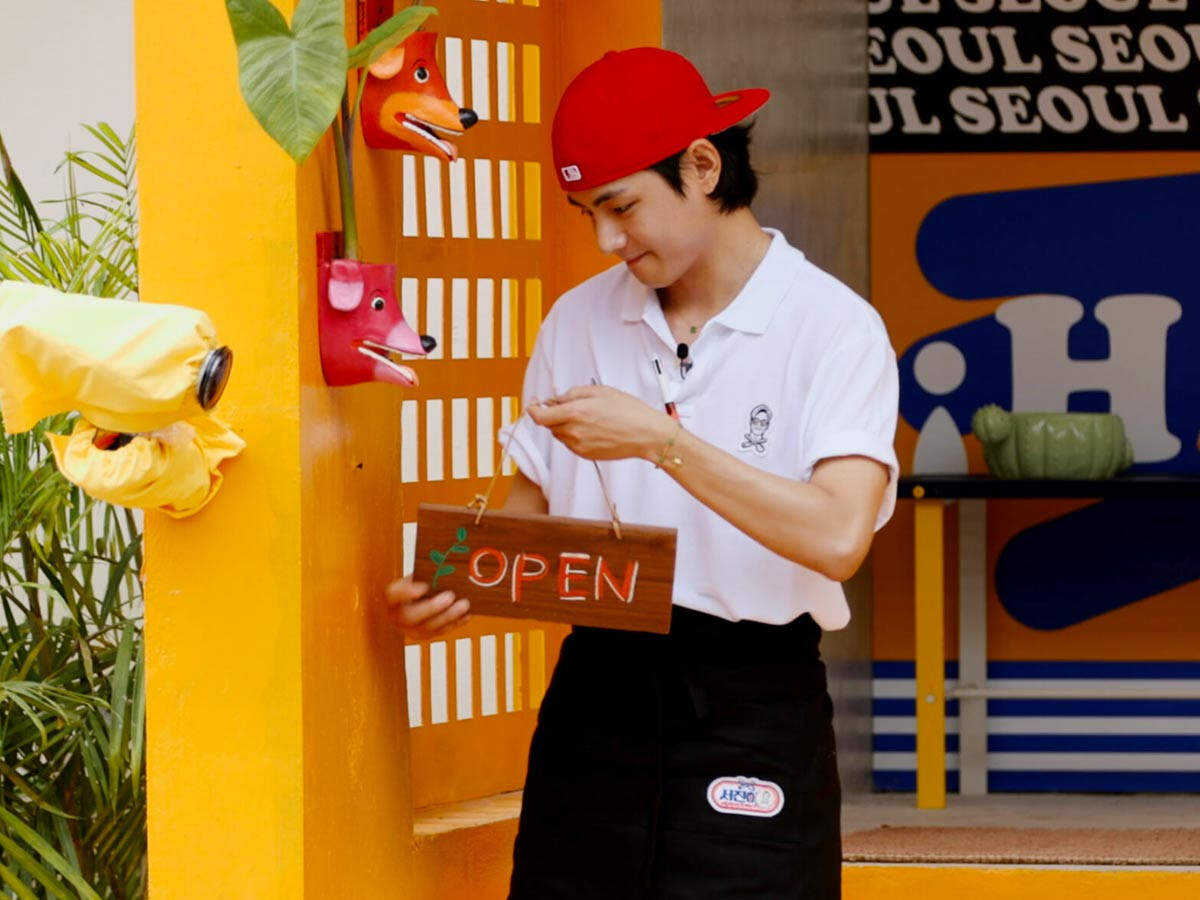 Parasite Choi Woo Shik BTS V Jinny's Kitchen